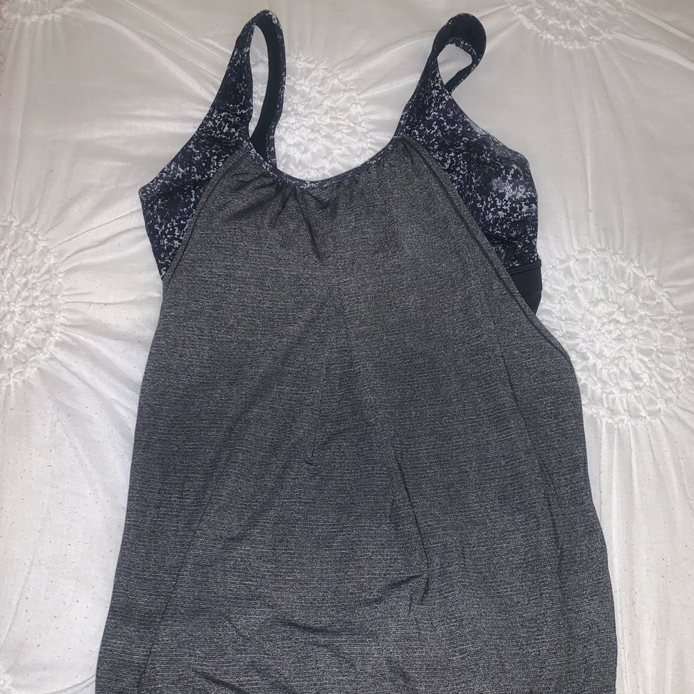 Lululemon Top *Size 6